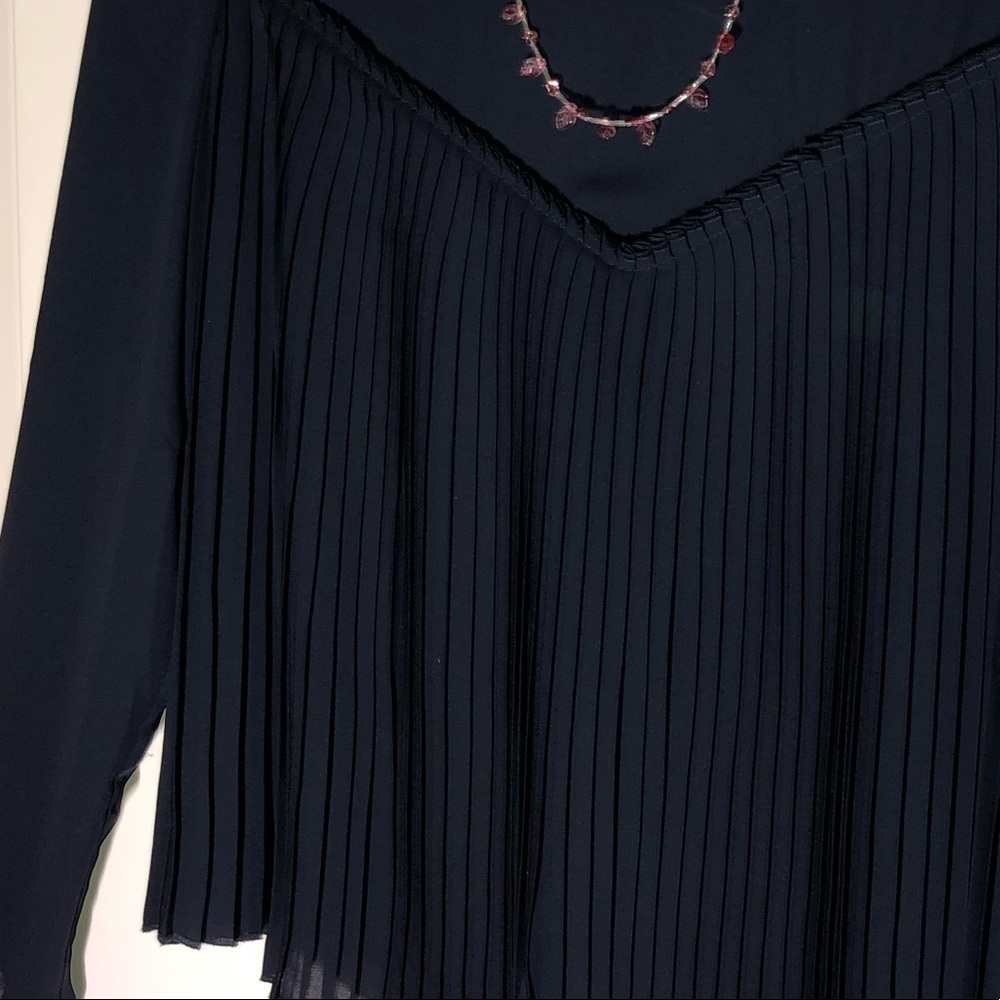 Elodie Navy Blue Blouse - Picture 2 of 6